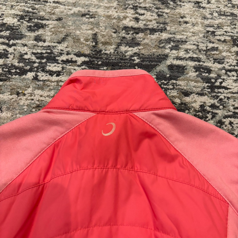 Zero Restriction Tess Performance Primaloft Golf … - image 4